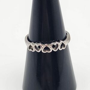 18 Karat Rolled White Gold Plated Heart Ring (7.75)